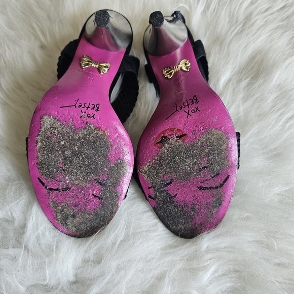 Betsey Johnson black heels, 7 - Picture 5 of 8